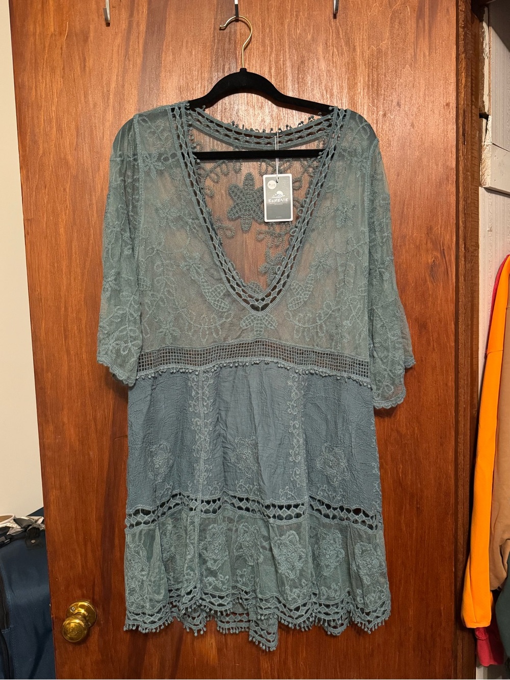 Women’s Plus Size Floral Lace Crochet Lightweight Dress or Coverup Size 16-22